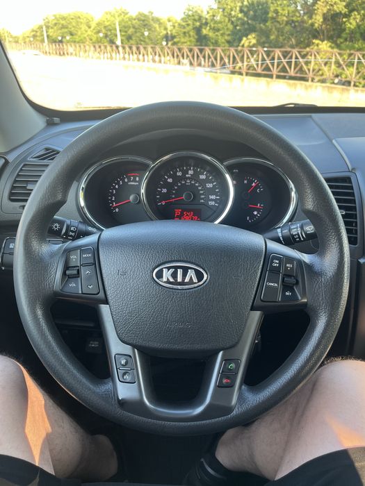 KIA Sorento продам