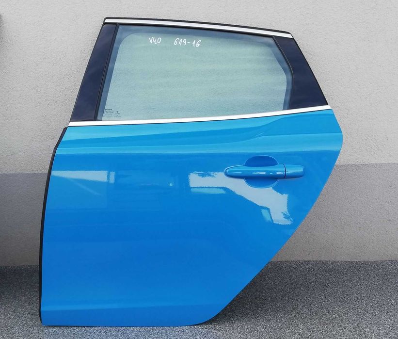Volvo V40 - Drzwi lewe tył tylne 619