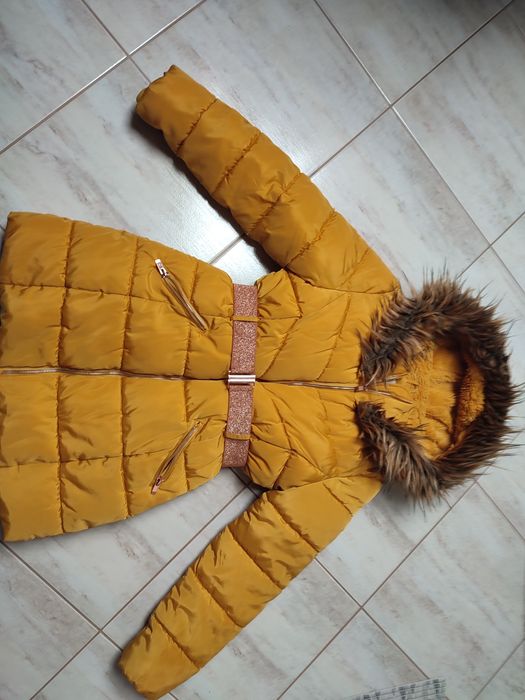 Ciepła ,zimowa kurtka dziewczęca