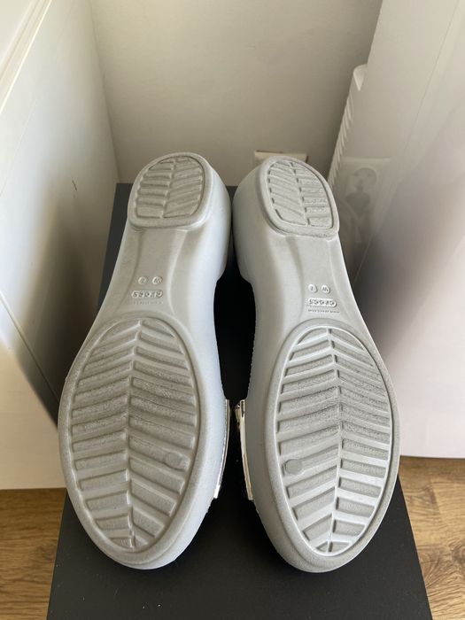 Crocs srebrne sandałki Lina Embellished Dorsay r. 37/38 W7