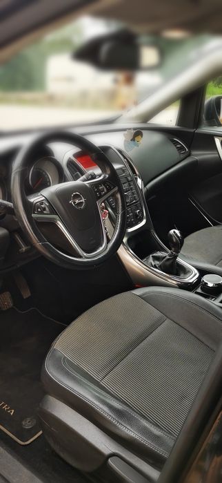 Opel Astra J 1.7 CDTI 125cv – Económico, Fiável e Confortável
