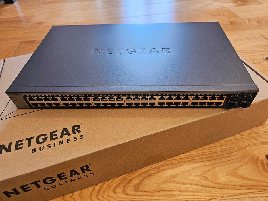 Switch NETGEAR GS748T-500EUS