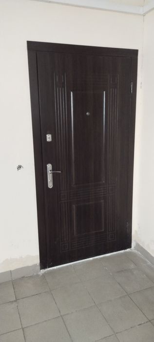 Входные, металлические двери бу киев с установкой