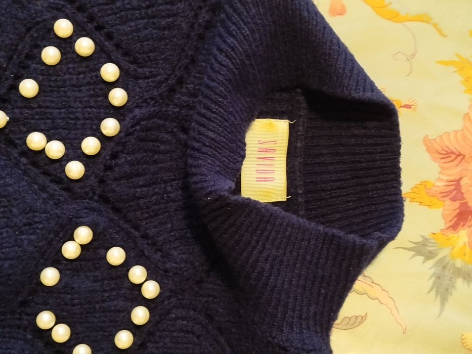 Granatowy sweter z perłami pól golf Savida  40 L