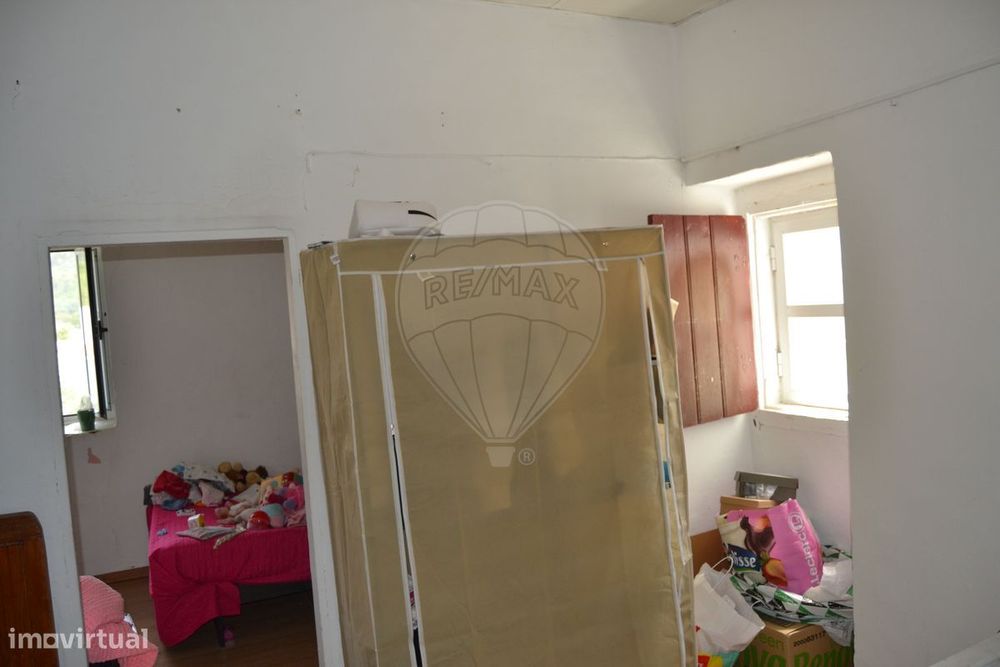 Moradia T5 para venda
