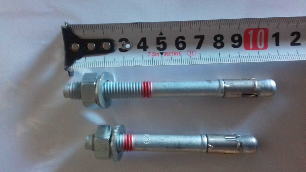 Анкер розпірний Hilti