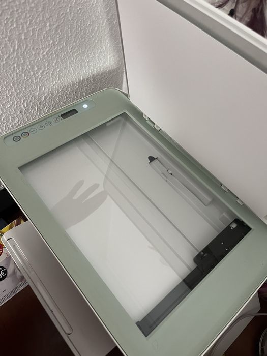 Impressora HP Deskjet 2722e