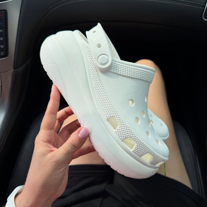 Кроксы на платформе crocs crush classic чорні, білі 36 37 38 39 40