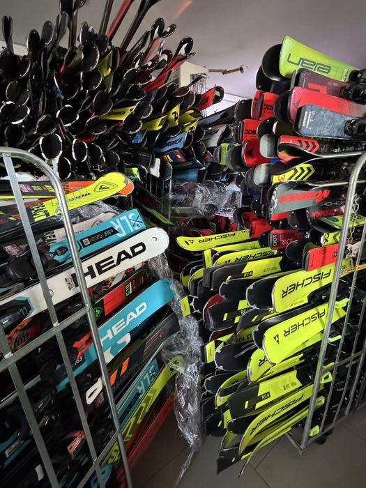 Лижі новий завіз.