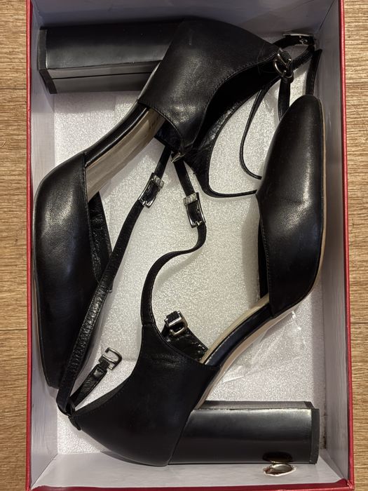 туфлі на каблуці, 38 розмір