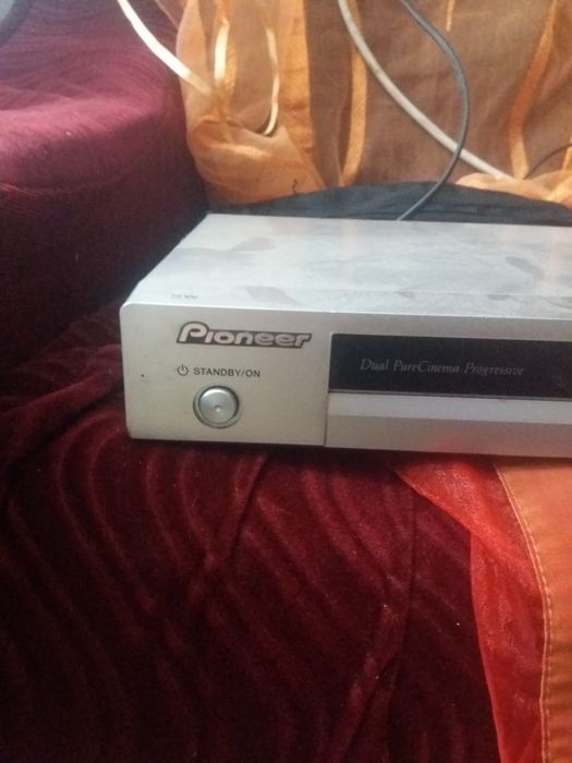 Продам DVD в хорошому стані