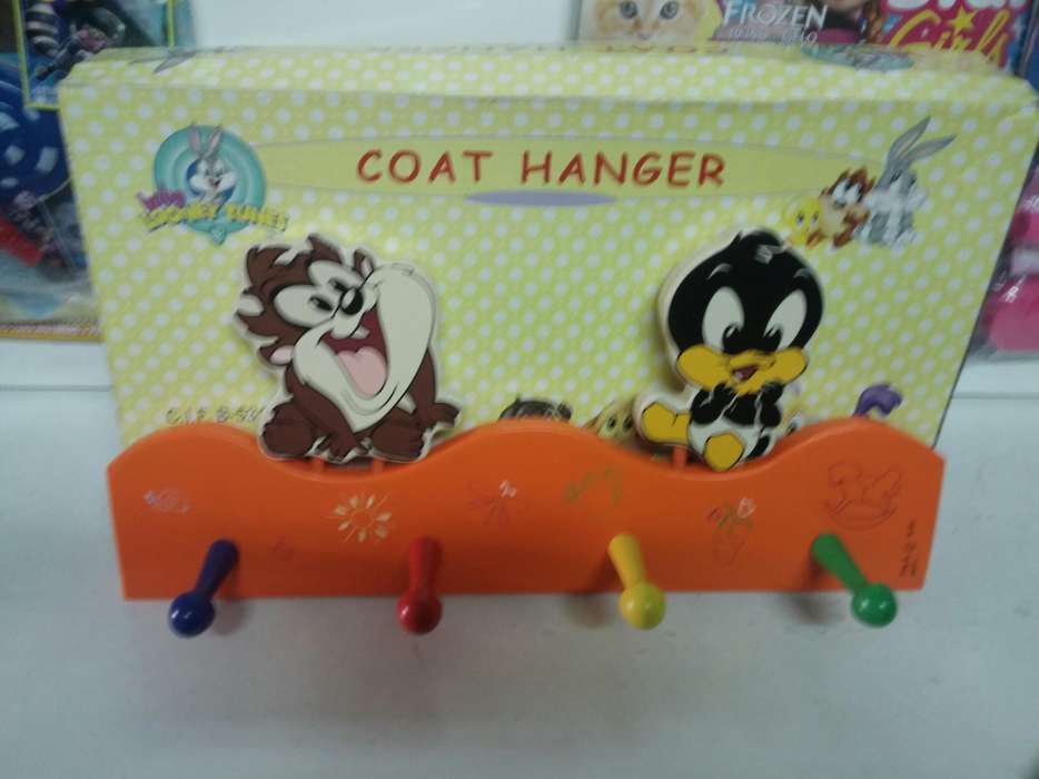 Cabide de parede para quarto de bebe/ criança looney tunes