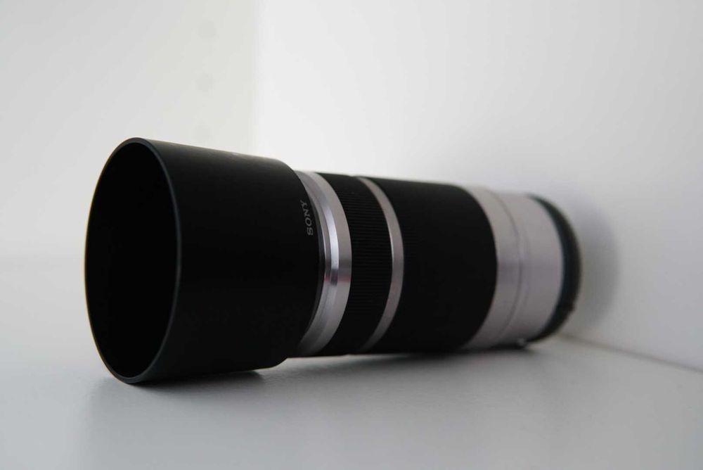 Sony E 55-210mm f/4.5-6.3 OSS