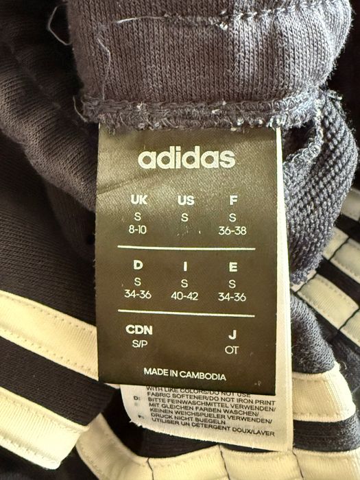 Spodnie dresowe Adidas, nowe