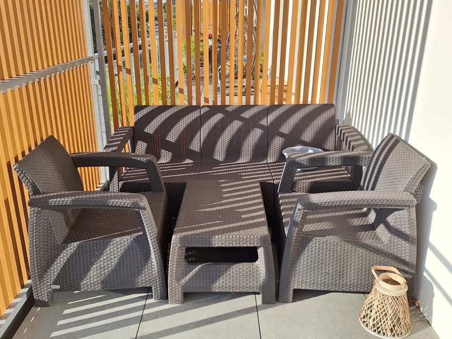 Zestaw ogrodowy z technoratanu z pokrowcem