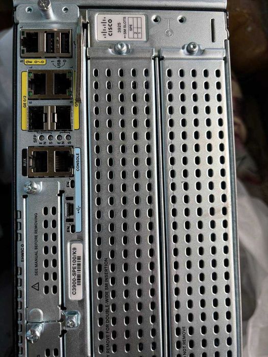 Маршрутизатор Cisco 3925