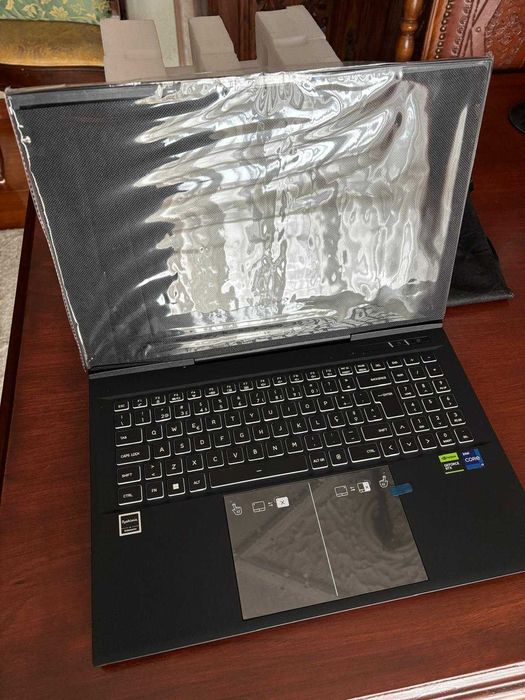 Portátil NextCore GM7IX 17" QHD IPS 240Hz i9-14900HX RTX 4080 64GB 2TB