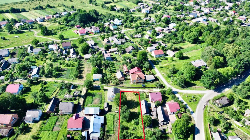 Продаж земельної ділянки в с. Семигинів з документами на житловий будинок