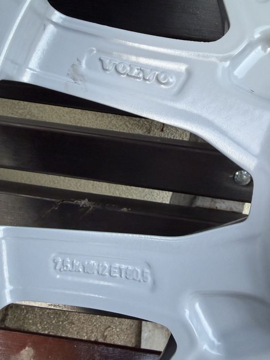 Koła 235/60R18 5x108 7.5j et50.5 63.4 Volvo XC60 XC90