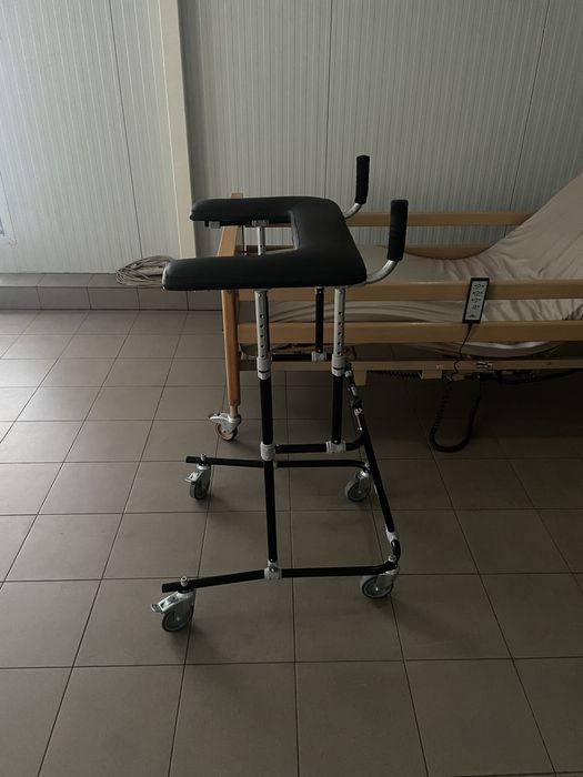 Łóżko rehabilitacyjne medyczne schodołaz koncentrator tlenu szyna cpm