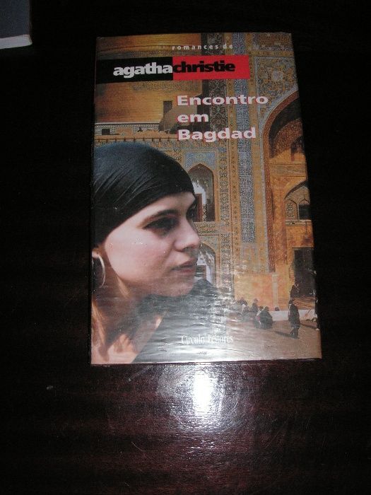 Agatha Christie, Shirley MacLaine, Jacqueline Susann, Rosamunde Pilche