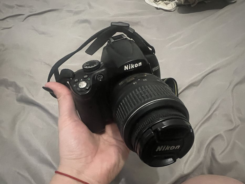 Фотоапарат Nikon  D5000