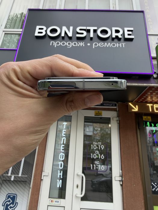 Pixel 9 pro XL 128gb. Never. Великий та швидкий