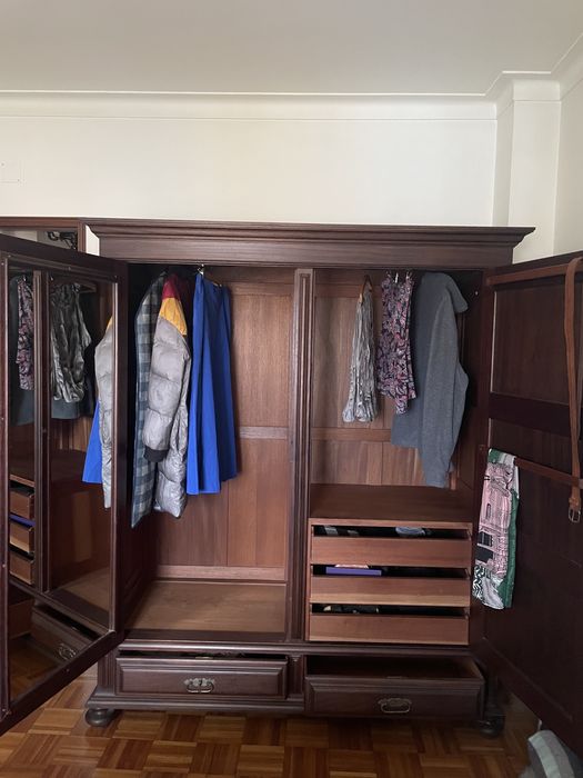 Armario guarda-fatos