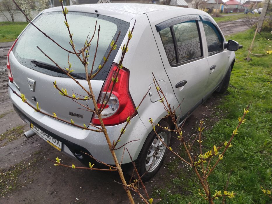 Продам гарний автомобіль