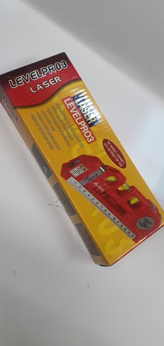 Poziomica laserowa .