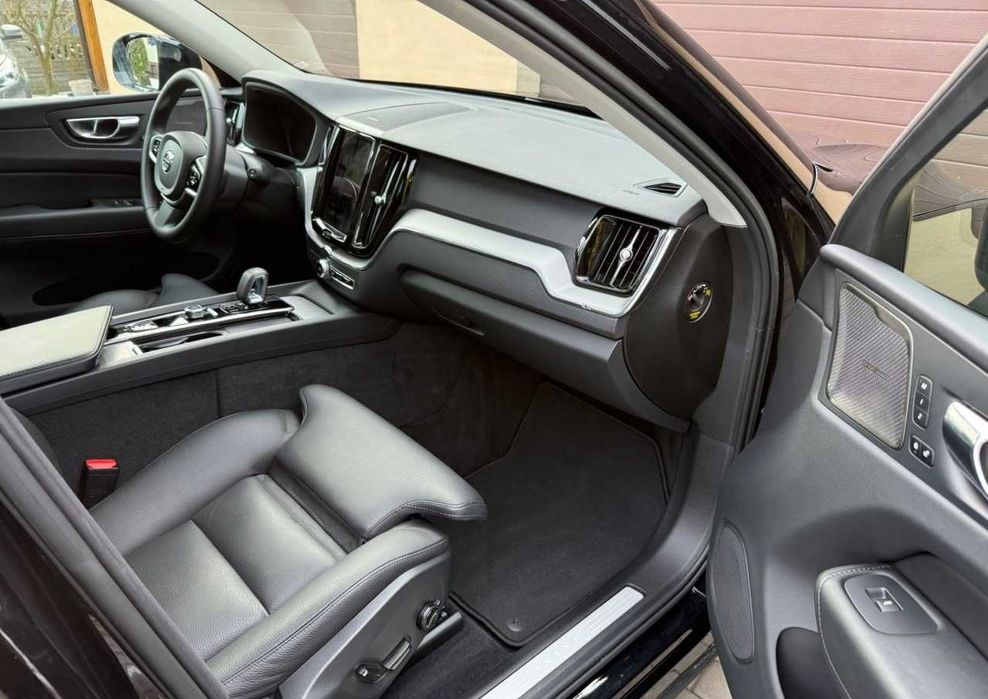 Volvo XC60 D4 AWD Geartronic R-Design