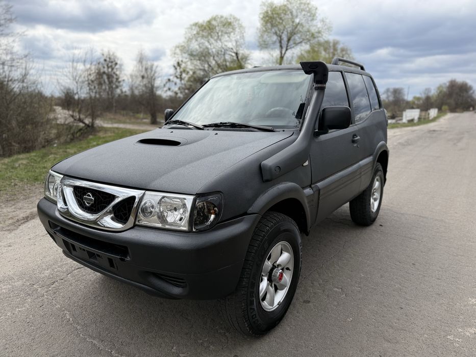 Nissan Terrano II