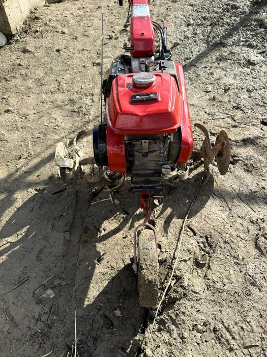 Trator motoenxada  motocultivador