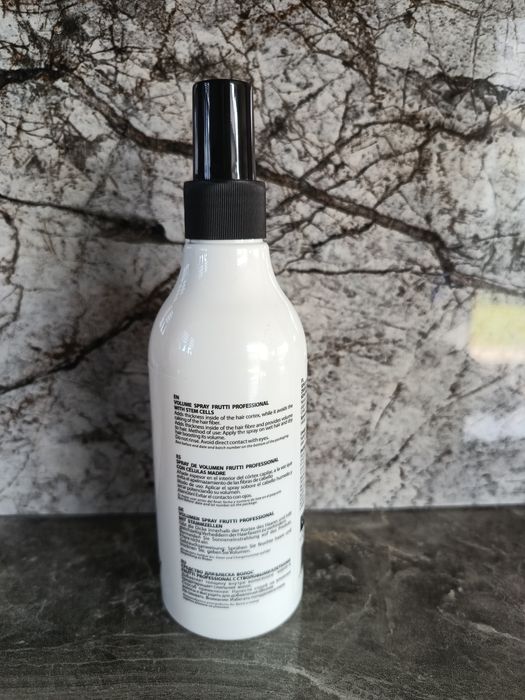 Spray Frutti zwiększający objętość włosów