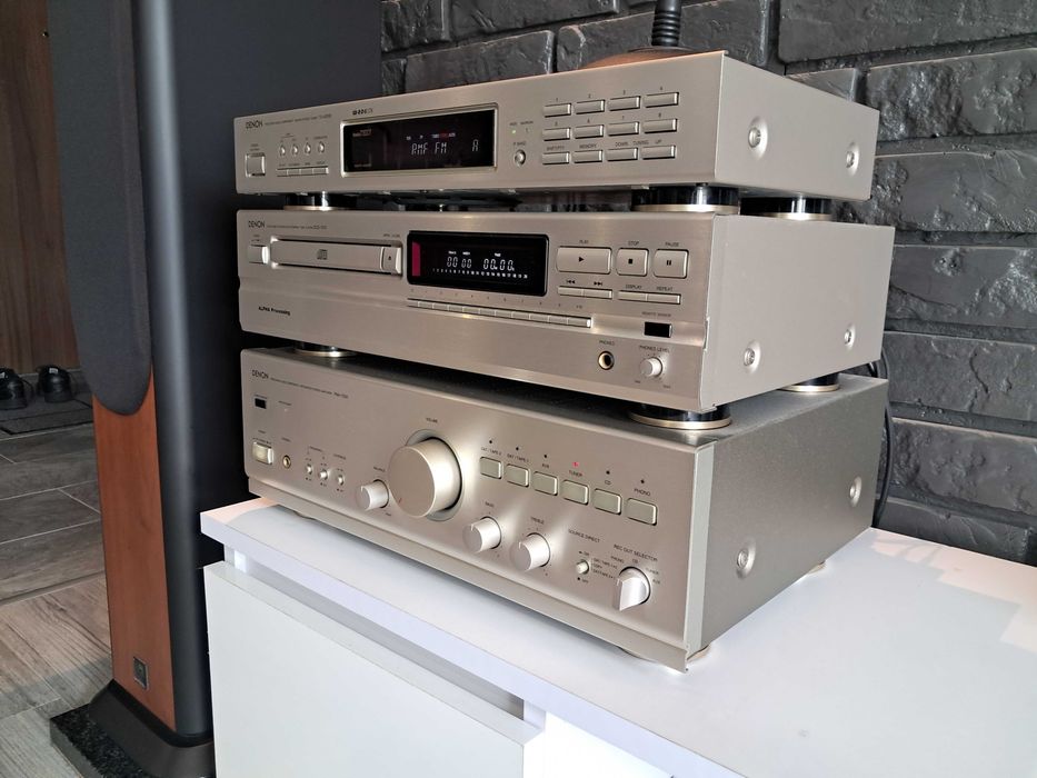 Wieża Denon HiFi Denon PMA 725R Denon DCD 1015 Denon TU 425RD 2x pilot uszkodzony CD i potencjometr wzmacniacza