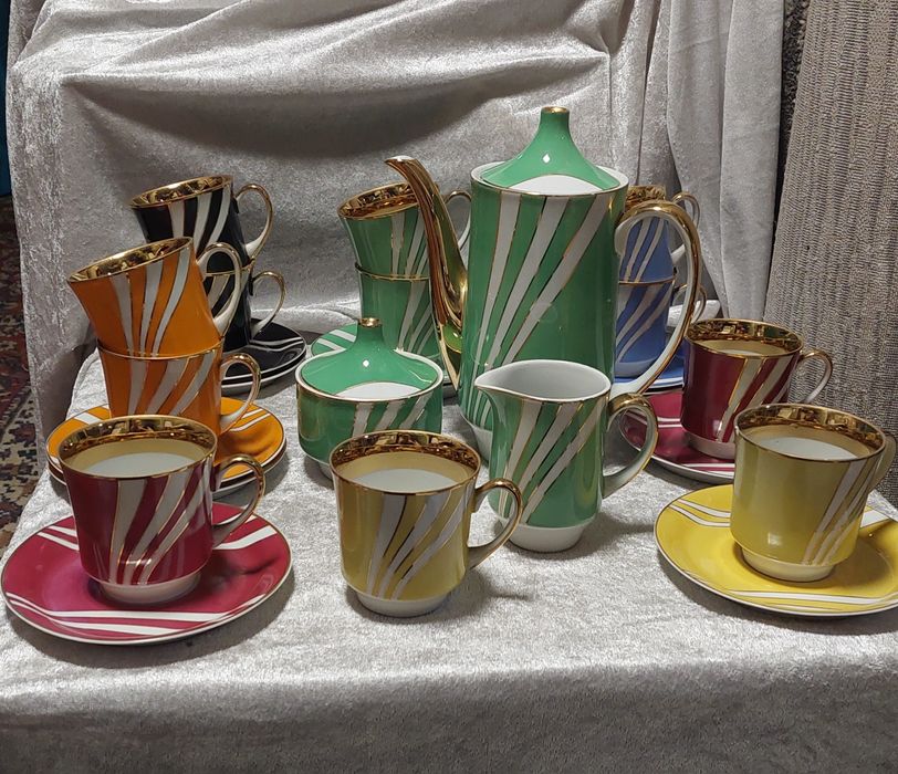 Serwis kawowy 12 osób June June Ćmielów  lata 60