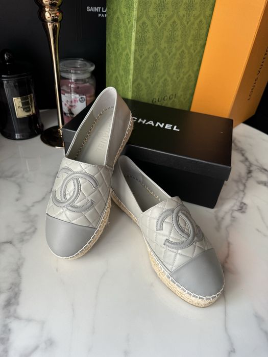Mokasyny Chanel Gray Leather