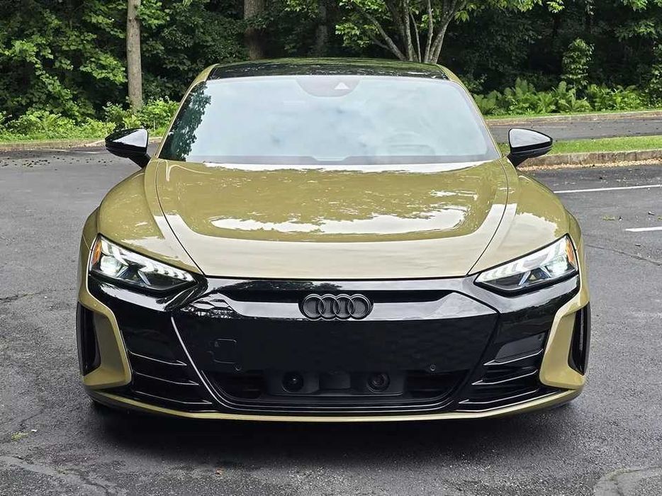 2022 Audi e-tron GT Prestige