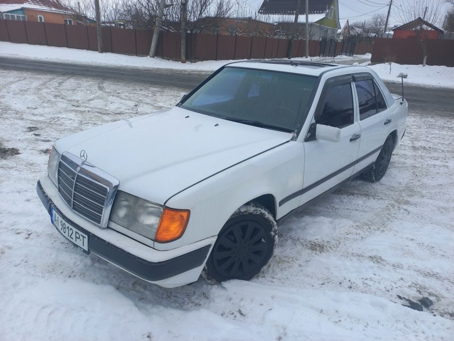 Mercedes-Benz E124 "автомат"