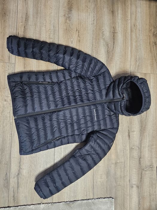 Kurtka puchowa Peak Performance S W Down Linear Hood Jacket