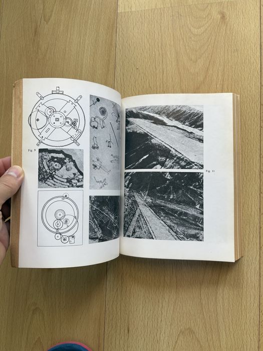 Livro Raro: O Livro dos Antigos Astronautas - Jacques Bergier (1979)