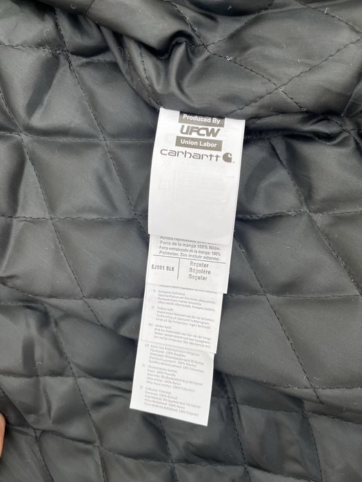 Casaco Carhartt Detroit preto tamanho L