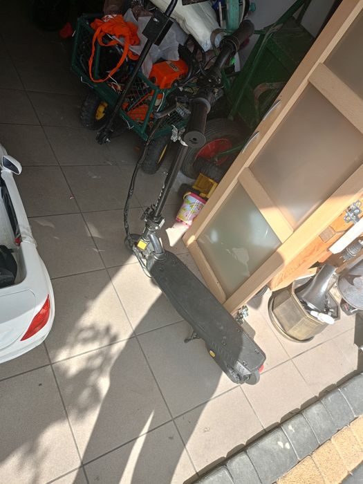 Hulajnoga elektryczna