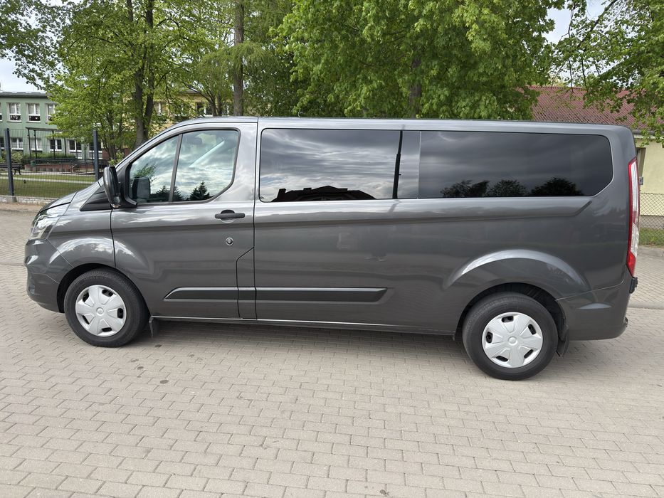 Wynajem busa 8 osobowego transport osób transfery Bus z kierowcą na wesela