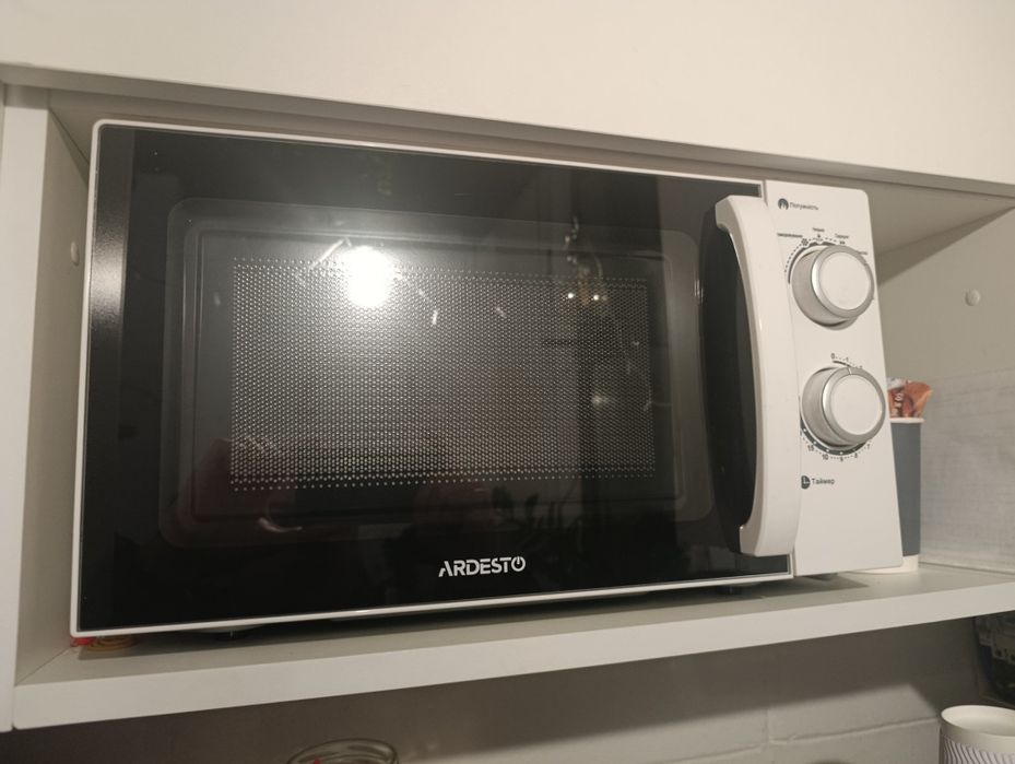 Микроволновая печь Ardesto GO-S725W