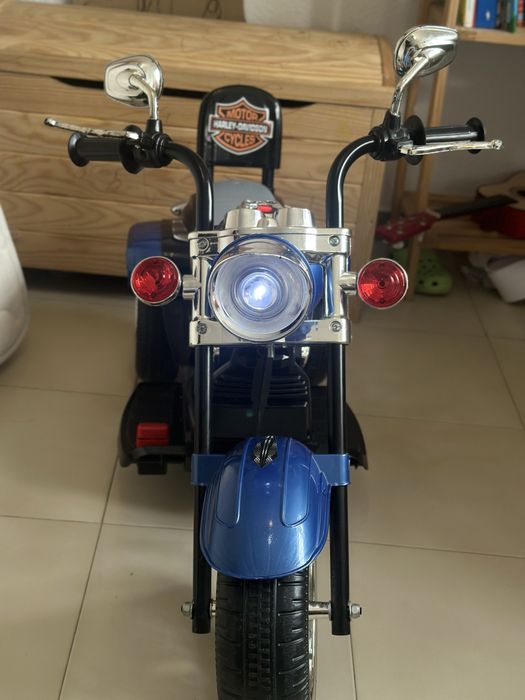 Mota eletrica para crianças