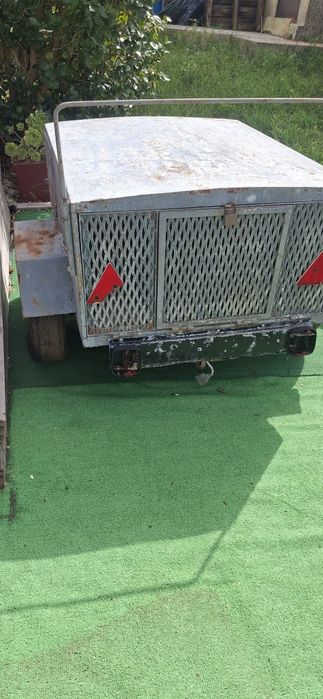 Atrelado antigo para animais