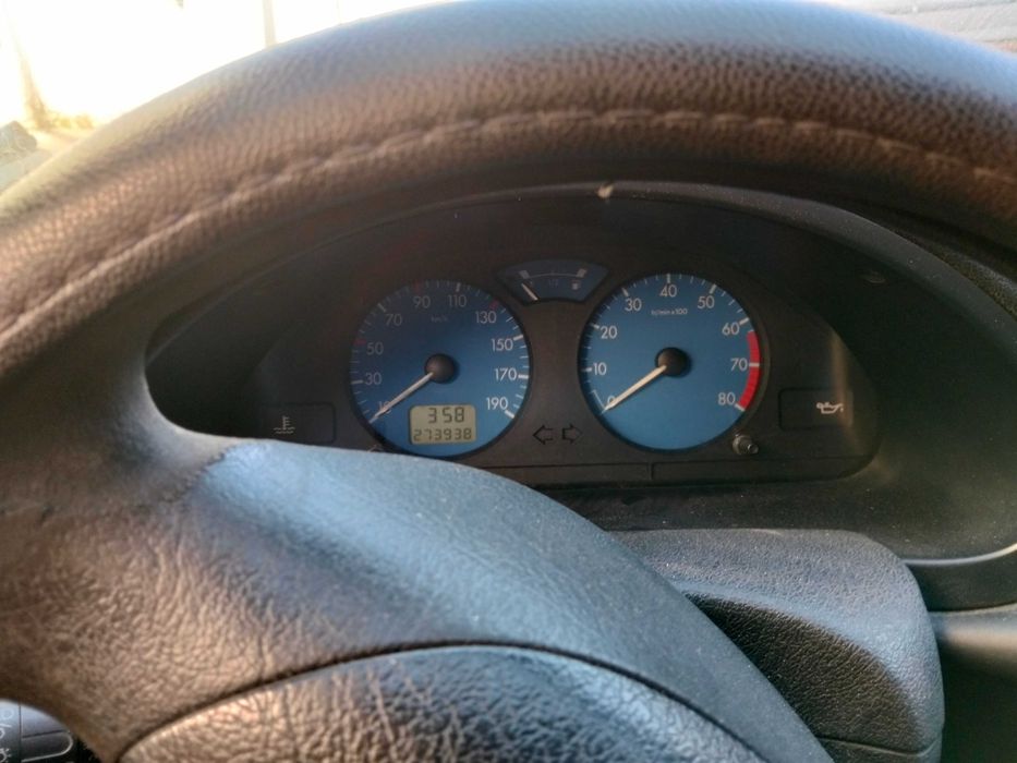 Citroen Saxo para troca