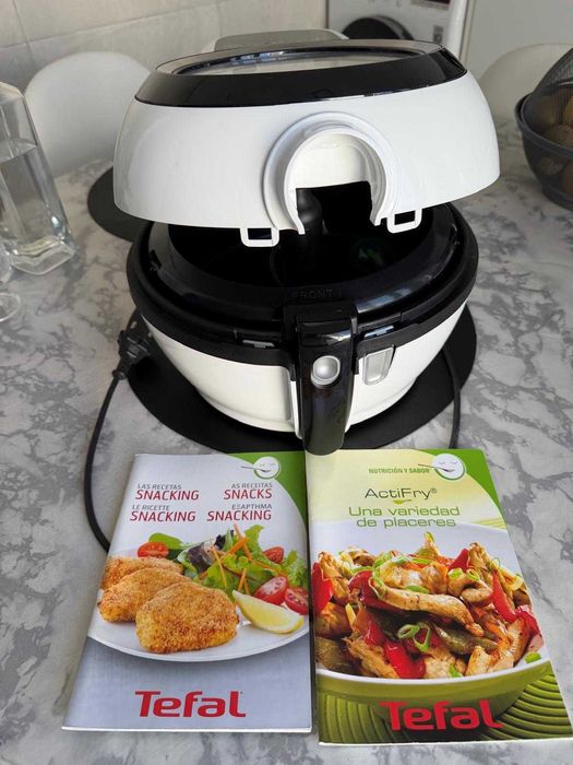 Fritadeira sem Óleo TEFAL Actifry Genius