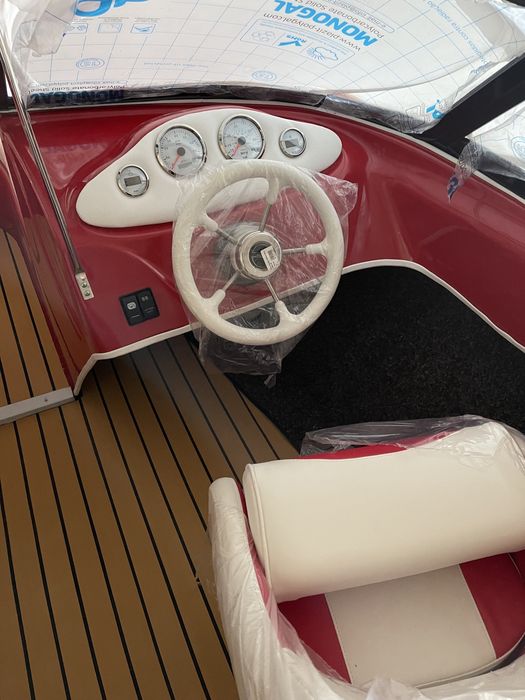 Катер “Navigator 500” 2025